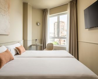 BYPILLOW The Bloom - Girona - Schlafzimmer