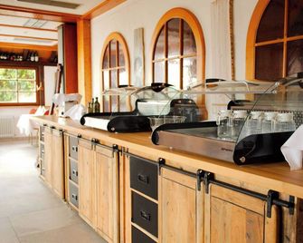 Boutiquehotel Kapuzinergarten - Breisach - Buffet