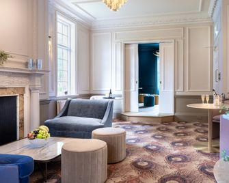 Milford Hall Salisbury By IHG - Salisbury - Wohnzimmer