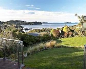 Sails Ashore Lodge - Stewart Island