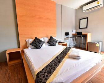 Love Box Resort - Bang Phli - Bedroom