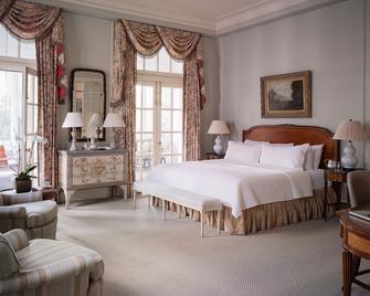 The Duke Mansion - Charlotte - Bedroom