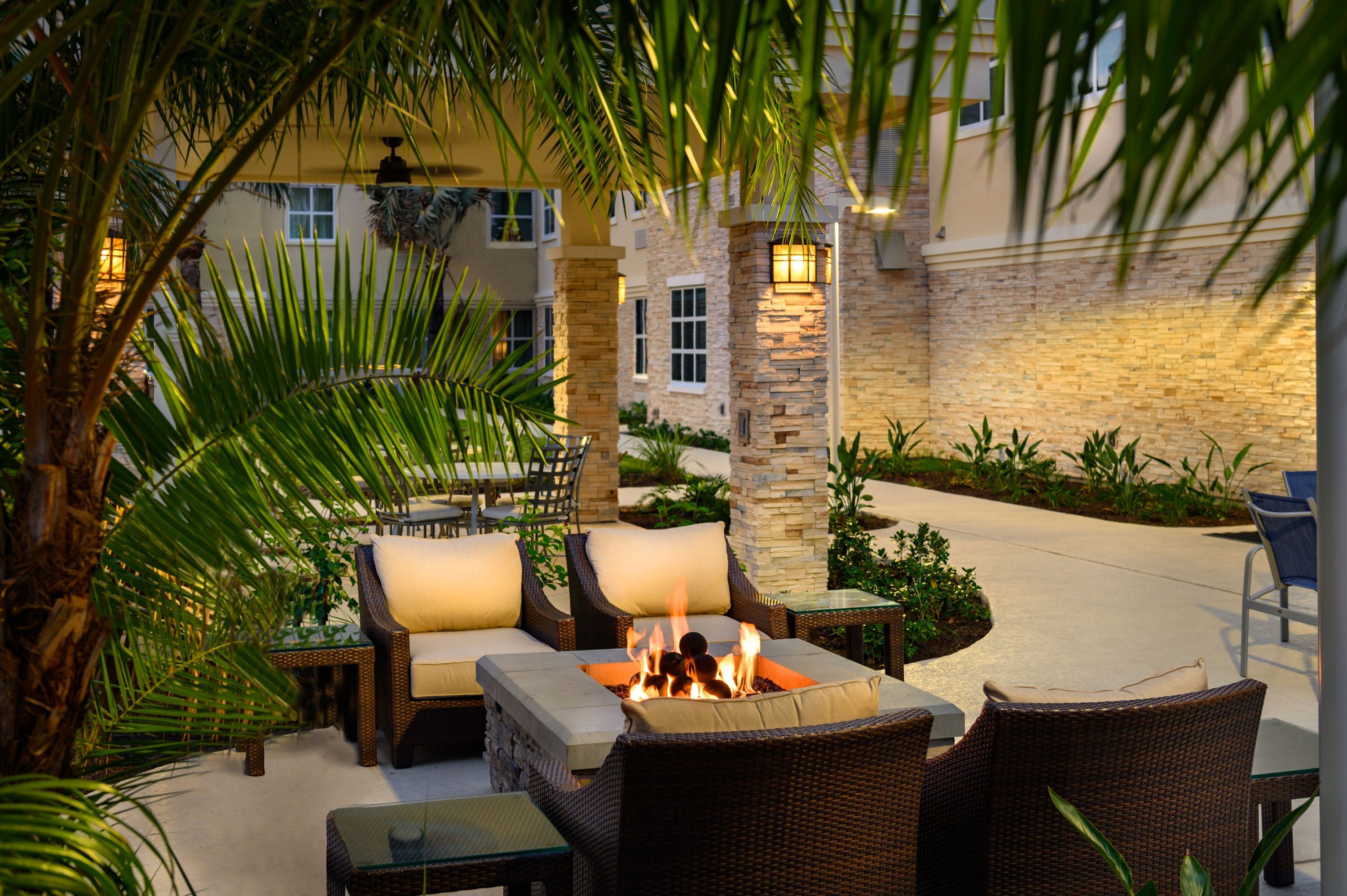 Staybridge Suites Vero Beach By IHG - וורו ביץ' - פטיו