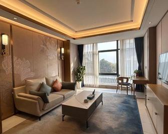 Zaolin Mountain Villa - Yangzhou - Вітальня