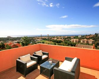 Stylish Duplex Penthouse Los Lagos de Santa Maria - Elviria - Balcony