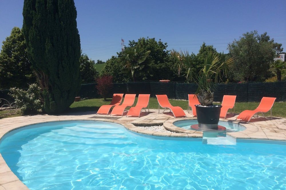 أوتيل لا روزيليري