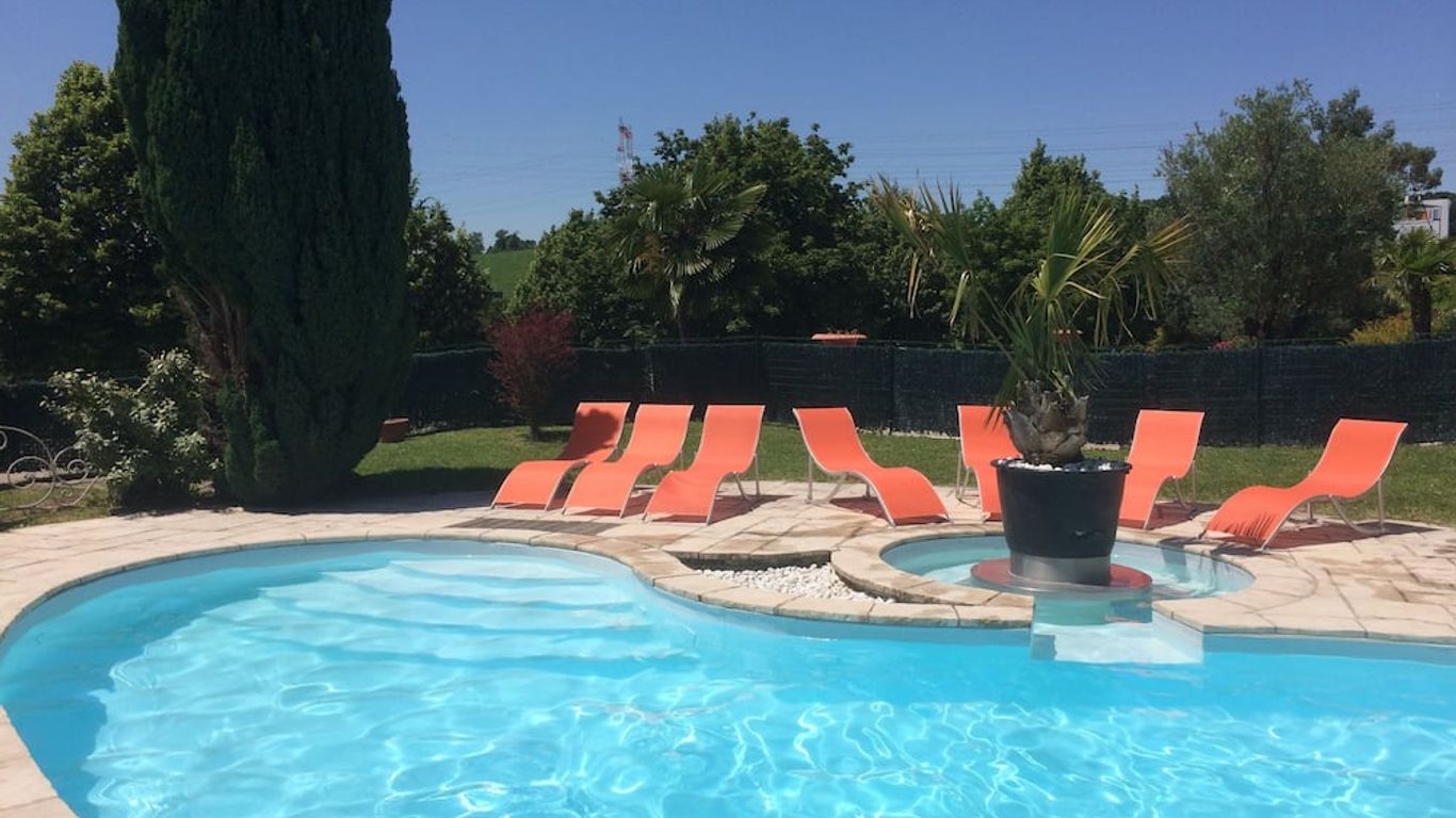 أوتيل لا روزيليري