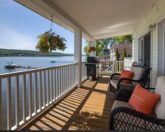 Our Happy Place - Geneseo - Balcony