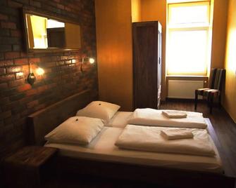 Do Step Inn Home - Hotel & Hostel - Vienna - Bedroom