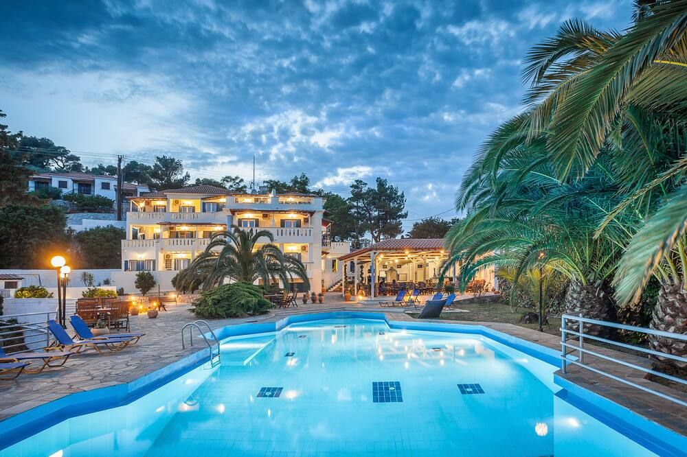 ستافيلوس سويتس بوتيك هوتل