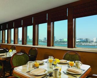 Ensuring a Very Comfortable & Memorable Stay! Close to Promenade, Long Beach - لونغ بيتش - مطعم