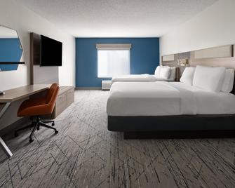 Holiday Inn Express & Suites Meriden - Meriden - Bedroom