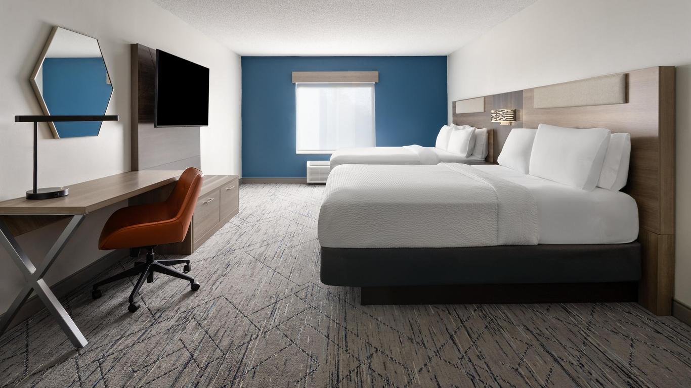 Holiday Inn Express & Suites Meriden