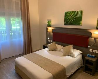 Les Rives du Plantié - Sainte-Livrade-sur-Lot - Bedroom