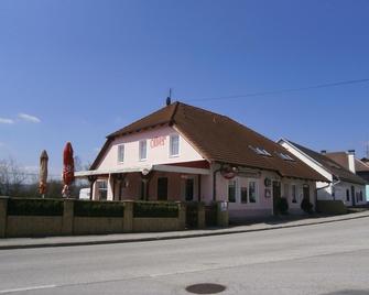 Penzion Oliver - Horní Planá - Budova