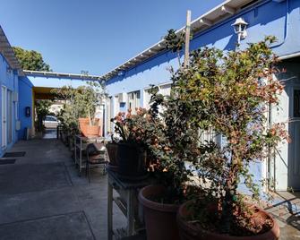 Pavilions Motel - Santa Monica - Buiten zicht