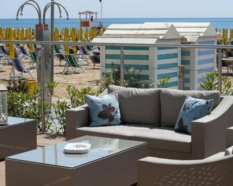 Hotels Vidi Miramare & Delfino - Jesolo - Uteplats
