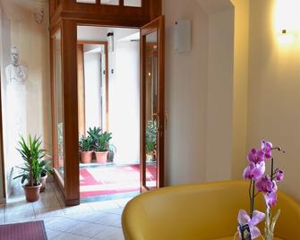 Hotel Cavour - Asti - Σαλόνι ξενοδοχείου