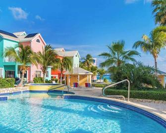 Cayman Paradise Villa #1 - East End - Zwembad