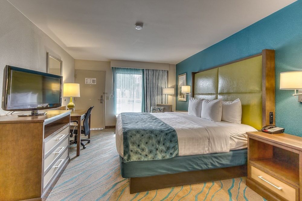Quality Inn Gulfport I-10 thumbnail 3