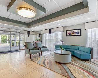 Quality Inn Downtown Stuart - Stuart - Lobby