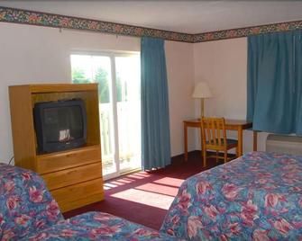 Best Rest Inn & Suites - West Union - Bedroom