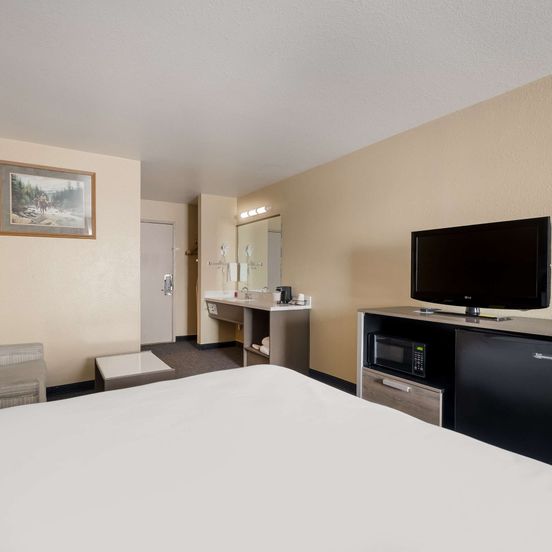 Bedroom view of SureStay Hotel by Best Western Wells