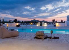 Naxian Lounge Villas - Naxos - Piscine