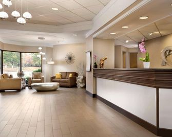 Radisson Hotel Akron/Fairlawn - אקרון - לובי