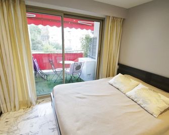 B&b Le France Nice Centre - Niza - Habitación