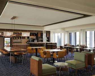 Courtyard by Marriott St Louis Downtown West - St. Louis - Lobby