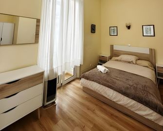 Central Guest House - Figueira da Foz - Makuuhuone