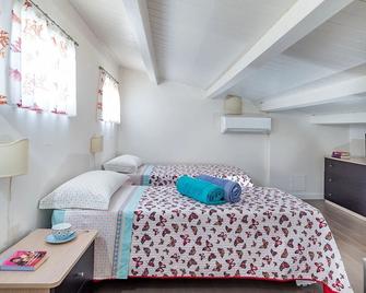 Donnalucata Suite - Donnalucata - Schlafzimmer