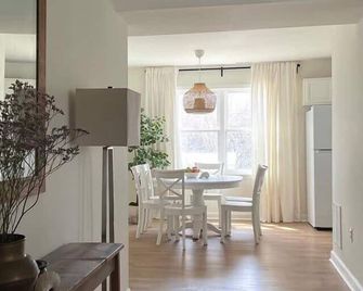 North Beach Retreat - Atlantic City - Comedor