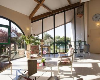 Golf Hotel Colvert - Room Service Disponible - Levernois - Lobby