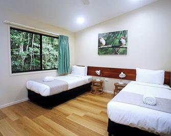 Chambers Wildlife Rainforest Lodges - Atherton - Bedroom