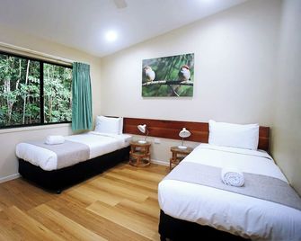Chambers Wildlife Rainforest Lodges - Atherton - Bedroom