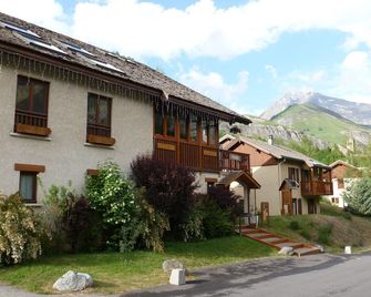 Hotel Panoramic Village - La Grave - La Grave - Building
