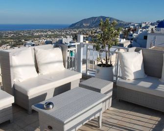 Reverie Santorini Hotel - Firostefani - Balkon