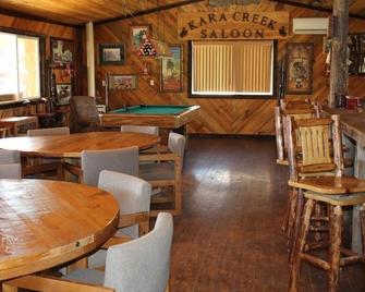 Kara Creek Queen Bed Cabin #9 - Moorcroft - Restaurante