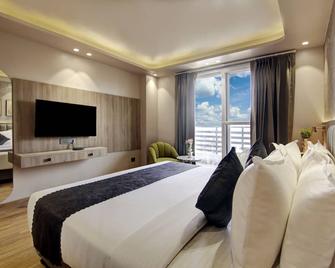 Saltstayz Premier - Near Golf Course Road & Sector 57 - Gurugram - Bedroom