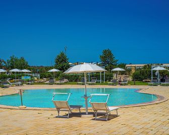 Relais Masseria Le Cesine - Cdshotels - Vernole - Pool
