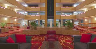 MCM Eleganté Hotel & Suites - Lubbock - Lobby