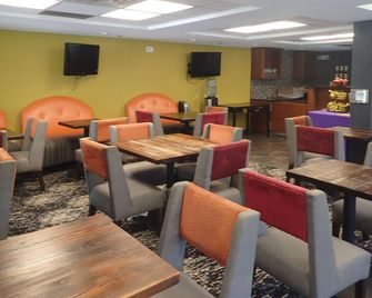 كلاريون إن أتلانتيك سيتي - بيتش آند بوردووك - اتلانتيك سيتي - مطعم