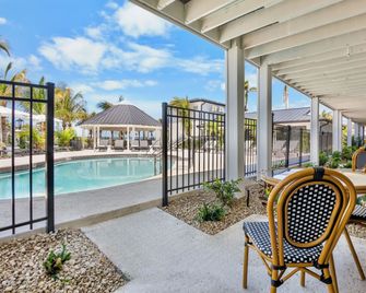 Tropic Isle At Anna Maria Island Inn - Bradenton Beach