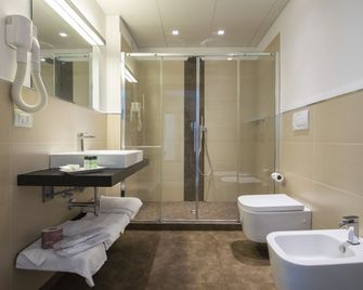 Hotel Dimorae Rooms and Suites - Apartments - Civitanova Marche