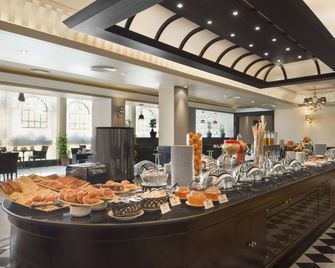 Ramada by Wyndham Bahrain - Manama - Buffet