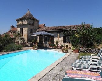 Pérard 5 bedrooms, 4 bathrooms and Private Pool - Caylus - Piscina