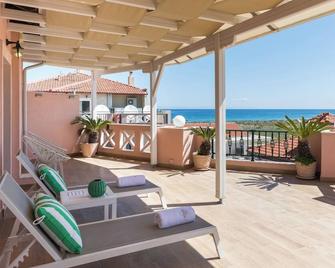 Eliza Hotel by Panel Hospitality - Neoi Poroi - Balcon