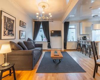 داي دريم أبارتمنتس لوجافيجور 139 - ريكيافيك - غرفة معيشة